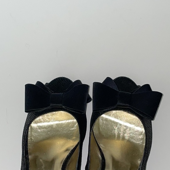 Ron White, All Day Heels 38.5 (like new). Comfortable soles and lovely satin bow - Picture 9 of 9